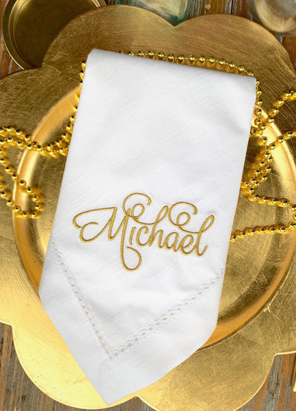 Place Cards Wedding Name Napkins, Set of 4 Names Cloth napkins, Lindsey Font - White Tulip Embroidery