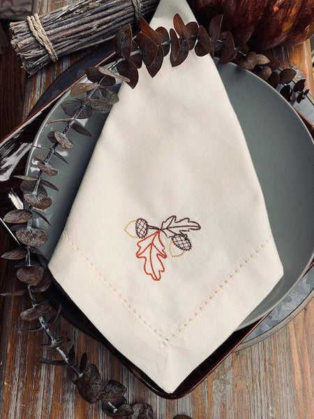 Thanksgiving Acorn Cloth Napkins - Set of 4 napkins - White Tulip Embroidery