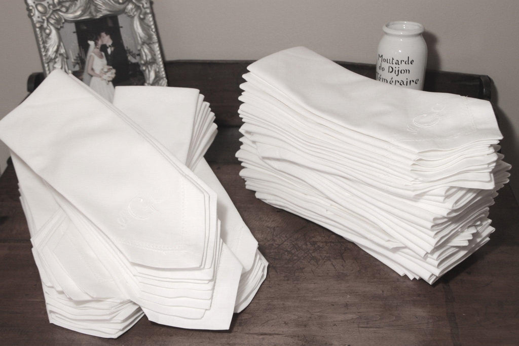 100 Bulk Monogrammed Cloth Napkins - White Tulip Embroidery