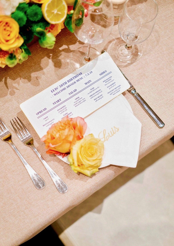 100 Personalized Wedding Party Monogrammed Name Napkins, Bulk names napkins - White Tulip Embroidery