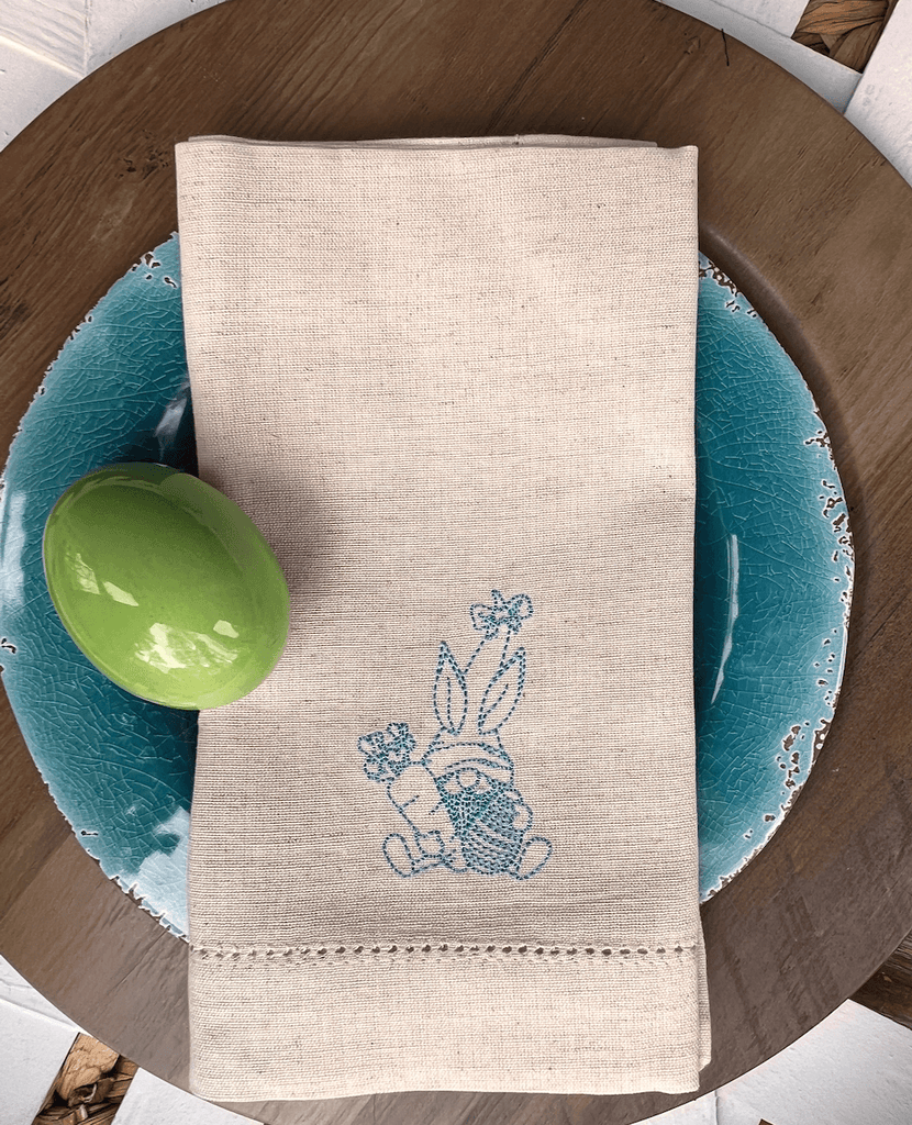 Easter Gnome Cloth Napkins - Set of 4 napkins - White Tulip Embroidery