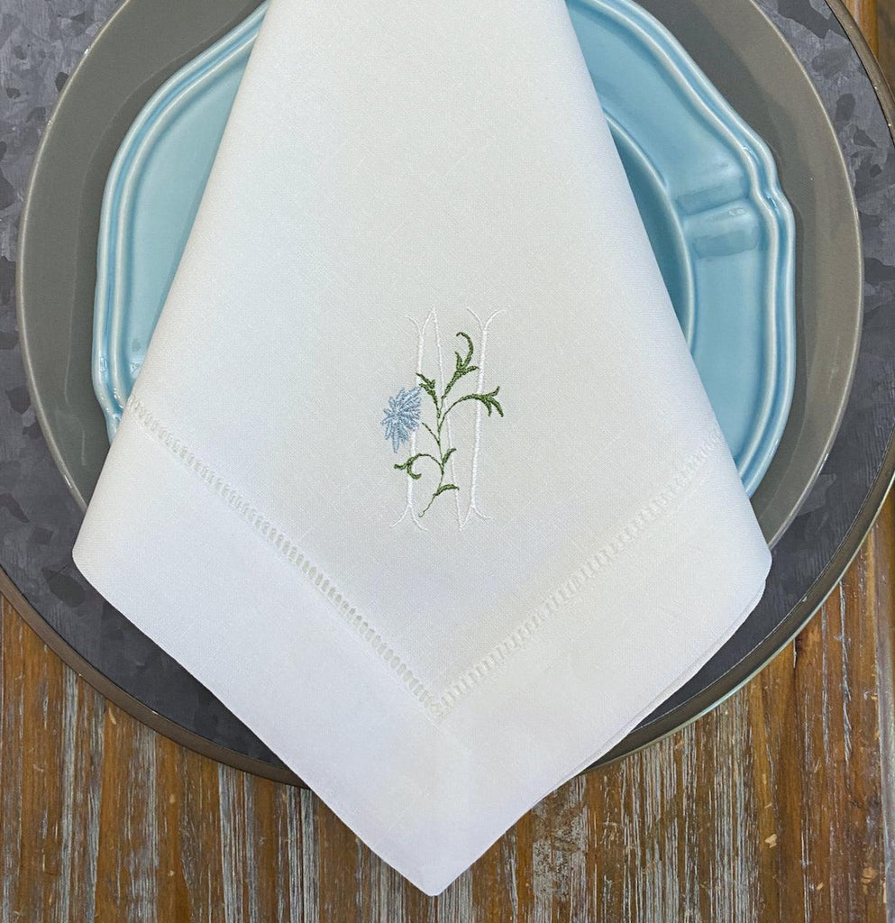 Floral Monogrammed Embroidered Cloth Napkins - Set of 4 napkins - White Tulip Embroidery