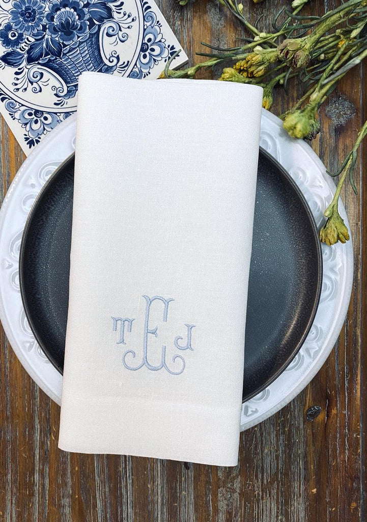 Verona Monogrammed Embroidered Cloth Napkins - White Tulip Embroidery