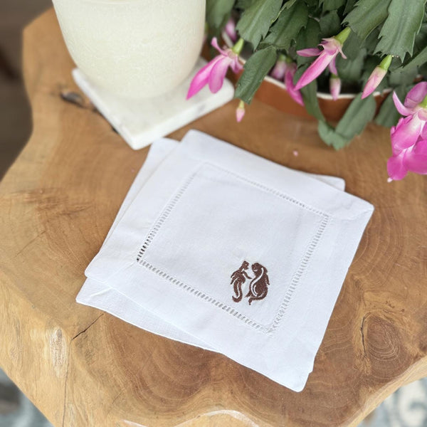 King Charles Linen Embroidered Cocktail Napkins, Set of 4, dog cloth cocktail napkins, King Charles gift, Dog Breed - White Tulip Embroidery