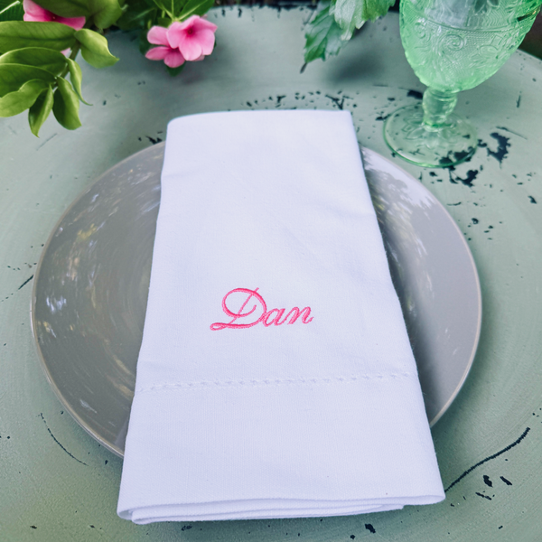Set of 100 Personalized Wedding Party Monogrammed Name Napkins, Bulk names napkins - White Tulip Embroidery