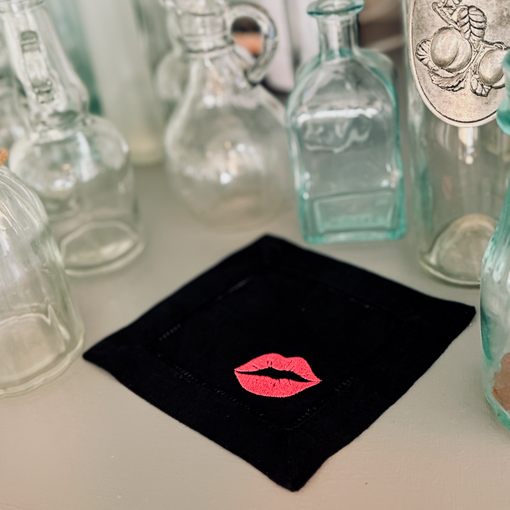 Valentine's Day Lips Cloth Cocktail Napkins, Set of 4, Kiss Cocktail Napkins - White Tulip Embroidery