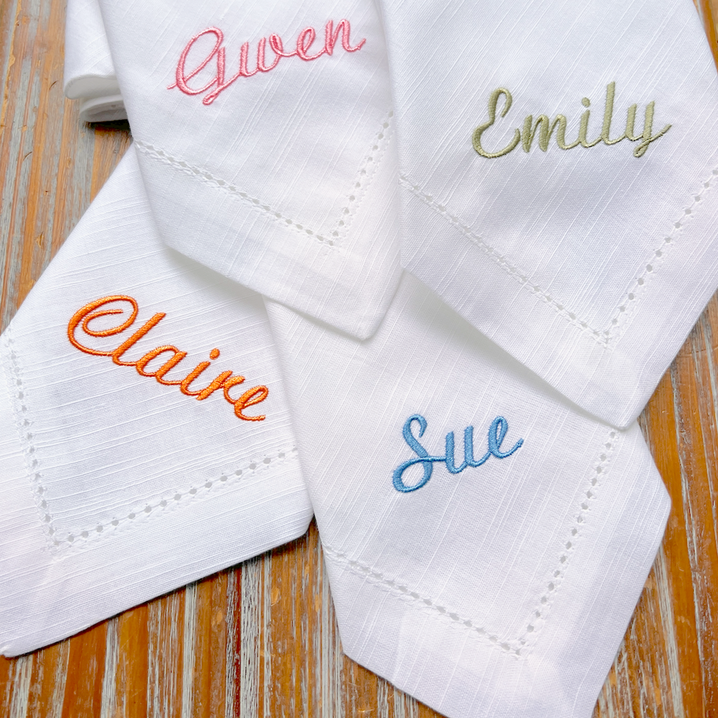 Set of 4 Embroidered Name Napkins, Steven Names Cloth napkins - White Tulip Embroidery