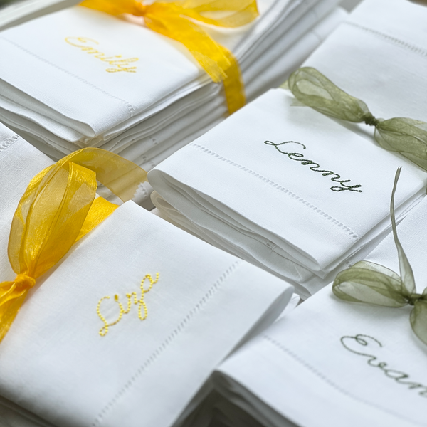 100 Embroidered Name Napkins, Bulk script names napkins - White Tulip Embroidery