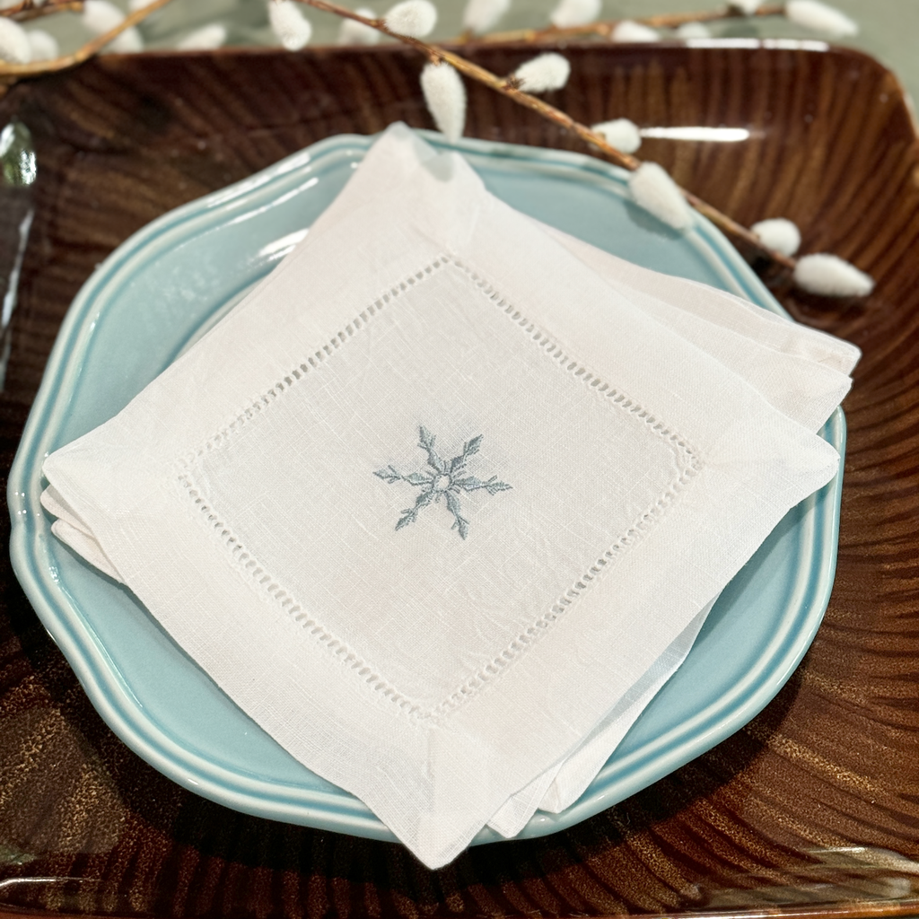 Snowflake Cloth Cocktail Napkins, Set of 4 - White Tulip Embroidery