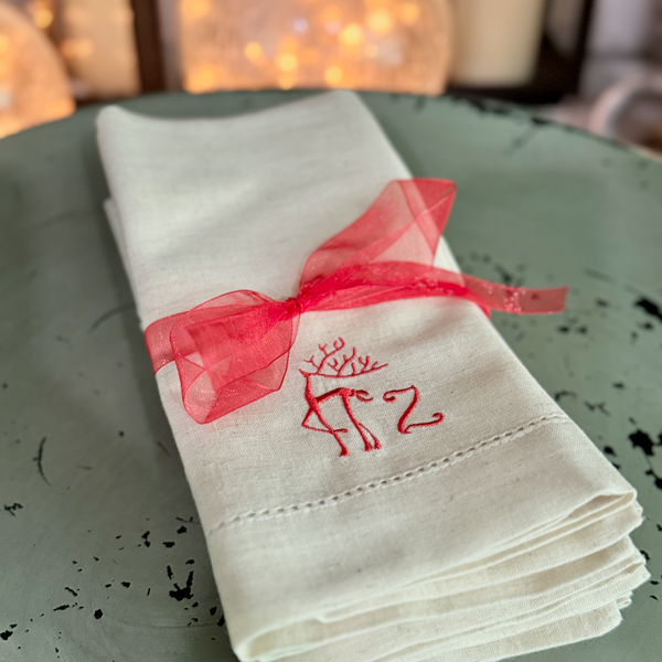 Monogrammed Christmas Reindeer Cloth Napkins-Set of 4 napkins - White Tulip Embroidery