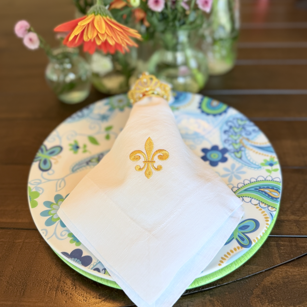 Fleur De Lis Embroidered Cloth Dinner Napkins - Set of 4 napkins - White Tulip Embroidery