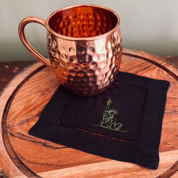 Statue of Liberty Linen Cocktail Napkins, Set of 4, July 4th Cocktail Napkins - White Tulip Embroidery