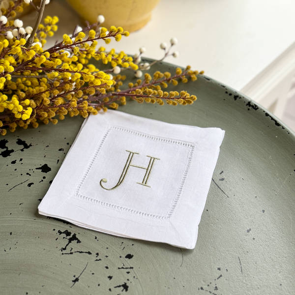 Set of 4 White Monogrammed Cotton/Linen Cocktail Napkins - White Tulip Embroidery