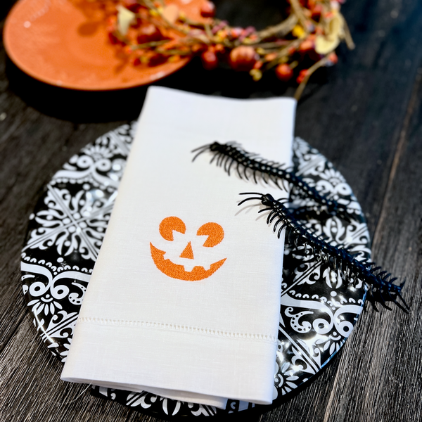 Jack O' Lantern Pumpkin Halloween Cloth Napkins - Set of 4 napkins - White Tulip Embroidery