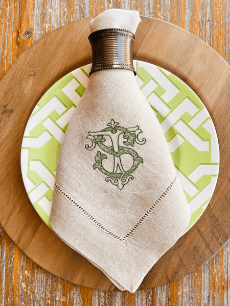 Antique Chic Monogrammed Cloth Dinner Napkins - Set of 4 napkins - White Tulip Embroidery