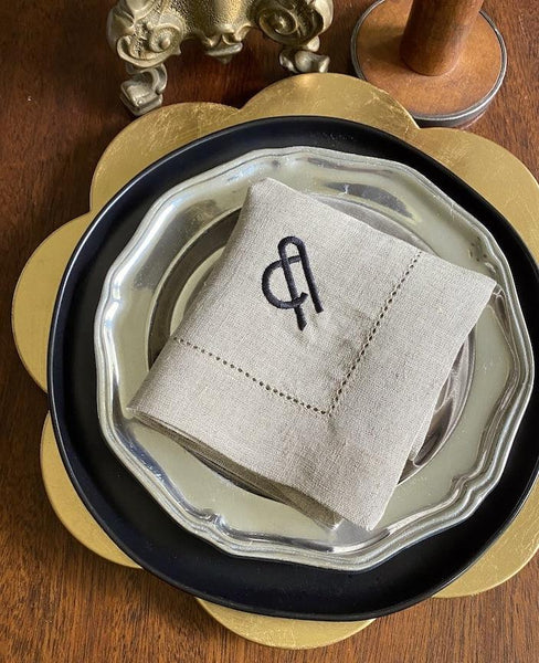 Art Nouveau Monogrammed Embroidered Cloth Napkins - Set of 4 napkins - White Tulip Embroidery