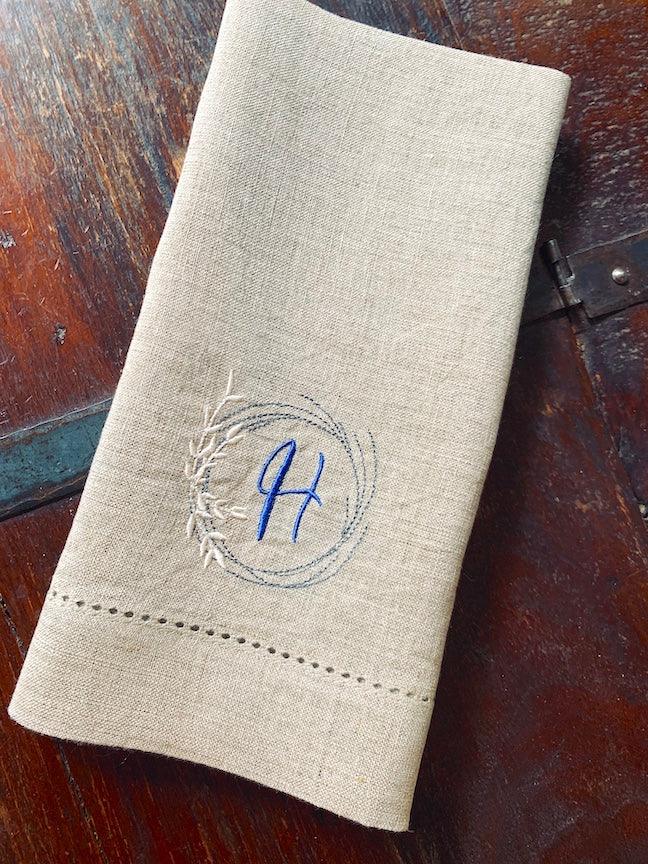 Autumn Leaf Wreath Monogrammed Cloth Napkins - Set of 4 napkins - White Tulip Embroidery