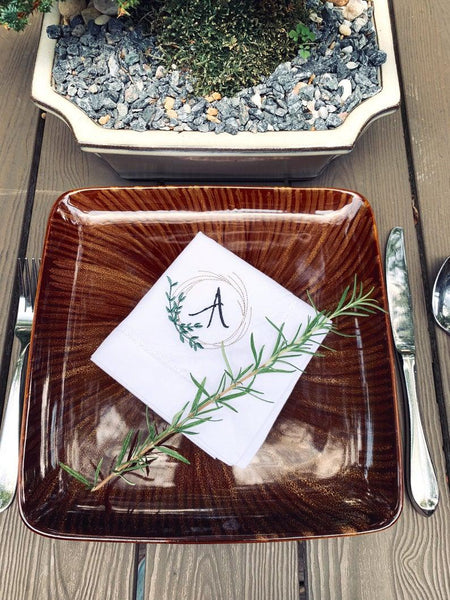 Autumn Leaf Wreath Monogrammed Cloth Napkins - Set of 4 napkins - White Tulip Embroidery