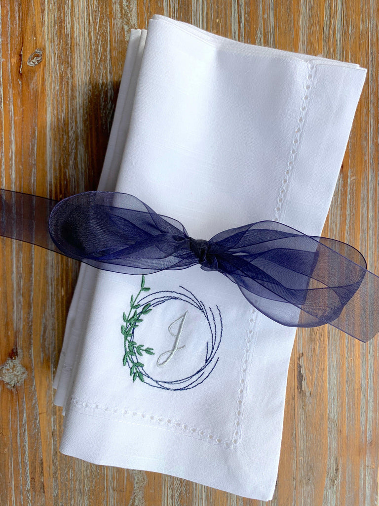 Autumn Leaf Wreath Monogrammed Cloth Napkins - Set of 4 napkins - White Tulip Embroidery