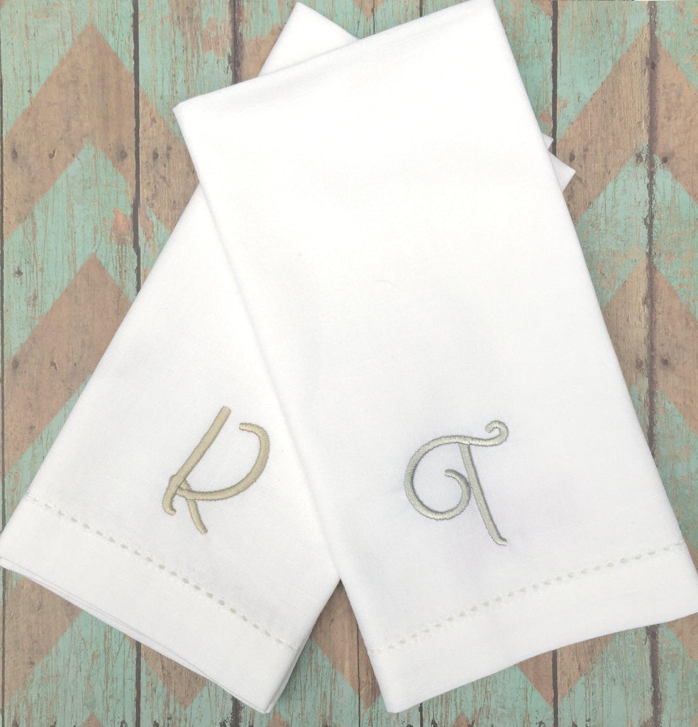 Ava Monogrammed Embroidered Cloth Napkins - White Tulip Embroidery