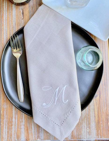 Bliss Monogrammed Cloth Dinner Napkins - Set of 4 napkins - White Tulip Embroidery
