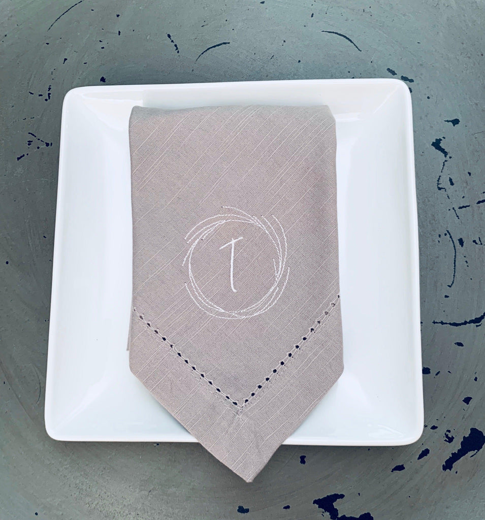 Branch Monogrammed Cloth Dinner Napkins - Set of 4 napkins - White Tulip Embroidery
