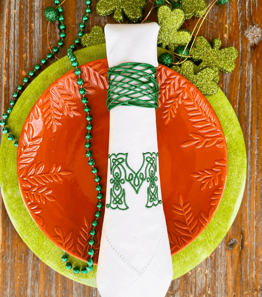 Celtic Monogrammed Cloth Napkins - Set of 4 napkins - White Tulip Embroidery