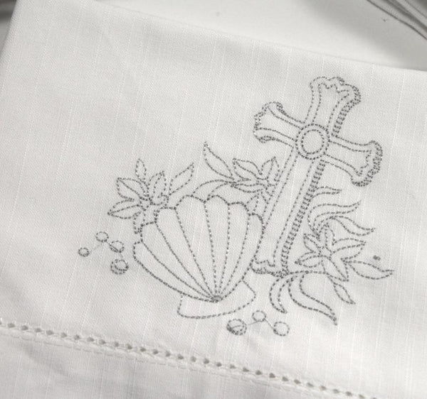 Custom Communion Cloths, Bread Plate Napkins, Corporal Fold - White Tulip Embroidery