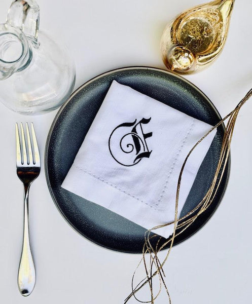 Fairytale Monogrammed Cloth Dinner Napkins - Set of 4 napkins - White Tulip Embroidery