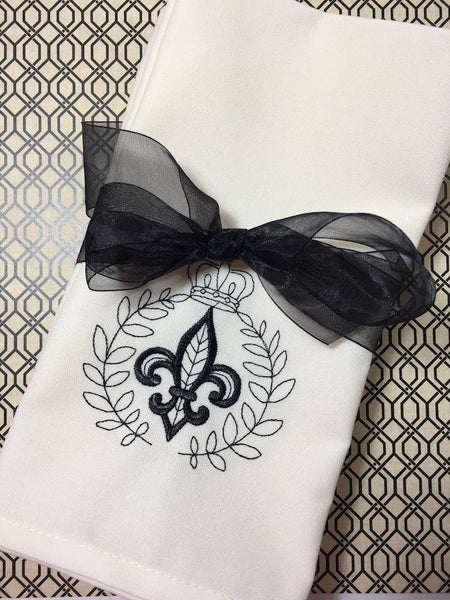 Fleur De Lis Mardi Gras Cloth Napkins - Set of 4 napkins - White Tulip Embroidery