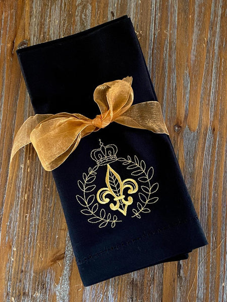 Fleur De Lis Mardi Gras Cloth Napkins - Set of 4 napkins - White Tulip Embroidery