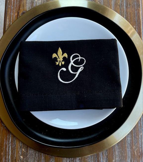 Fleur de Lis Monogrammed Cloth Dinner Napkins - Set of 4 napkins - White Tulip Embroidery