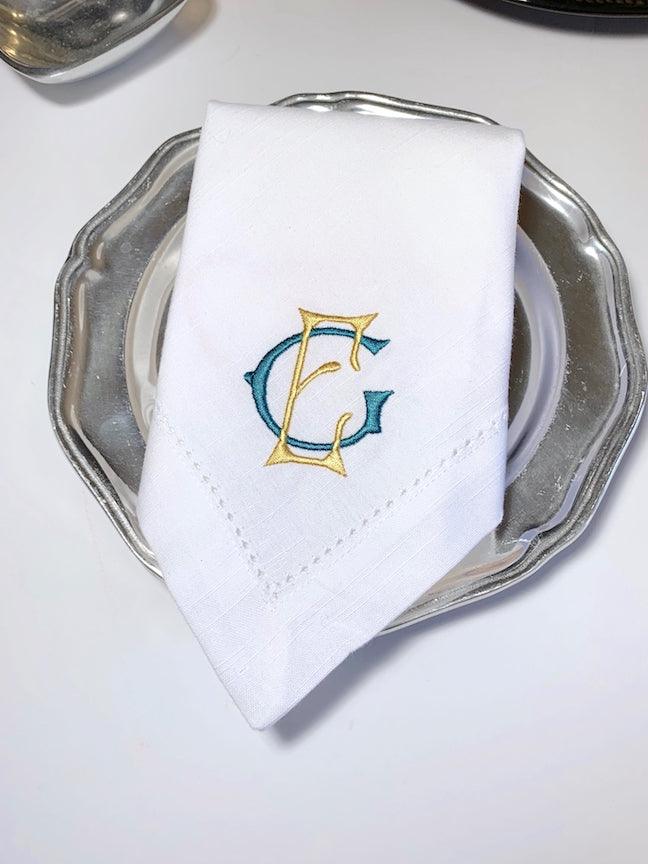 Interlocking 2 Letter Monogrammed Cloth Napkins - Set of 4 Duogram Napkins - White Tulip Embroidery