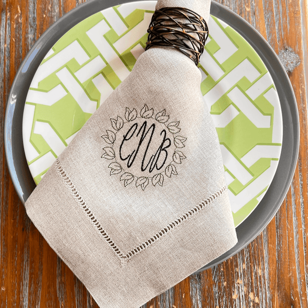 Leaf Wreath Monogrammed Embroidered Cloth Napkins - Set of 4 napkins - White Tulip Embroidery