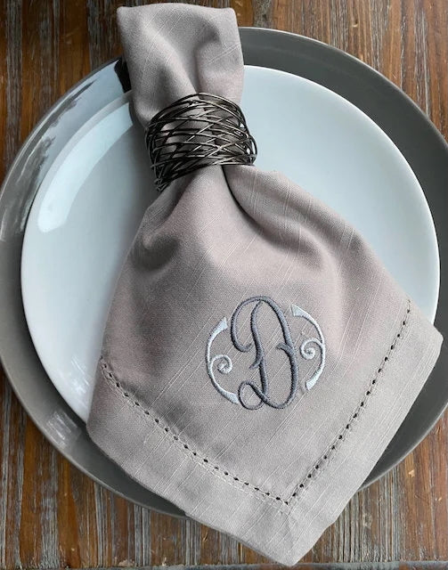 Set of 4 Lori Monogrammed Embroidered Cloth Napkins - White Tulip Embroidery