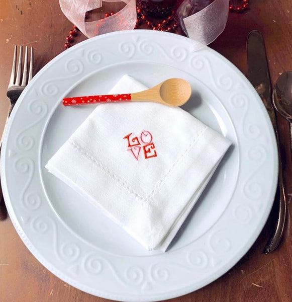 Love Embroidered Cloth Napkins - Set of 4 napkins - White Tulip Embroidery
