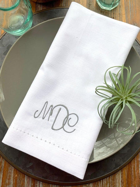 Paris Monogrammed Cloth Dinner Napkins - Set of 4 napkins - White Tulip Embroidery