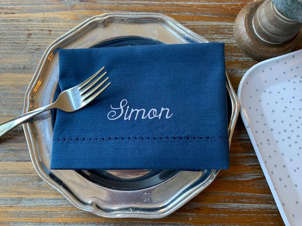 Personalized Wedding Party Monogrammed Name Napkins, Set of 4 names napkins - White Tulip Embroidery