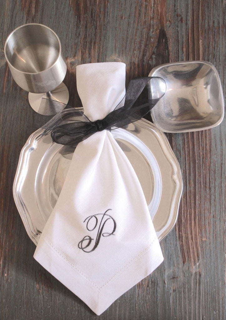 Rachael Monogrammed Embroidered Cloth Napkins - Set of 4 napkins - White Tulip Embroidery