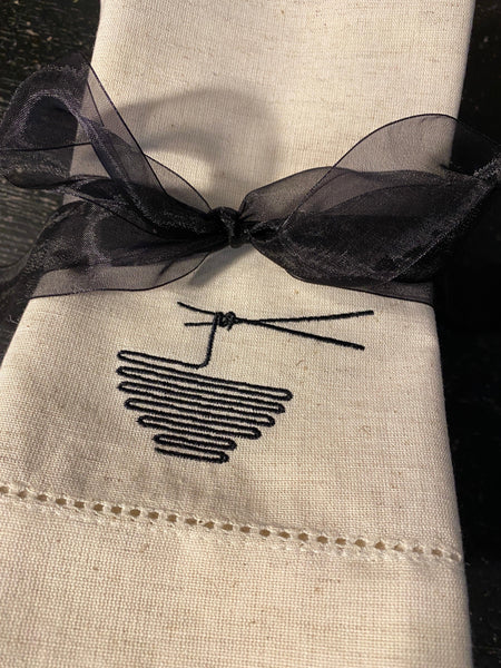 Ramen Noodle Embroidered Cloth Napkins - White Tulip Embroidery