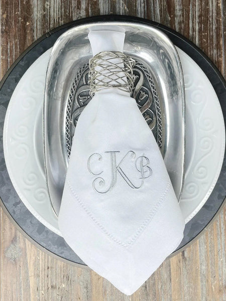 Select Monogrammed Embroidered Cloth Napkins - White Tulip Embroidery