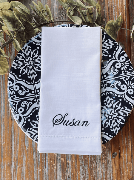 Set of 4 Embroidered Name Napkins, Caroline Names Cloth napkins - White Tulip Embroidery