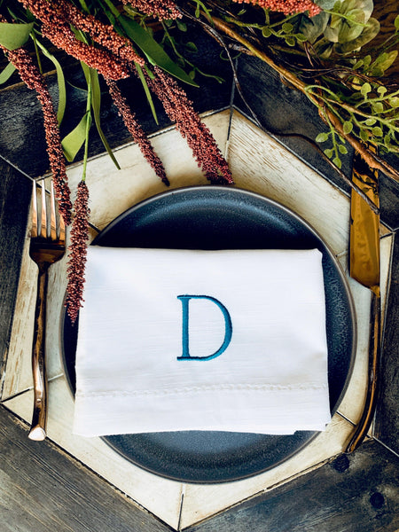 Simple and Modern Monogrammed Embroidered Cloth Napkins - White Tulip Embroidery