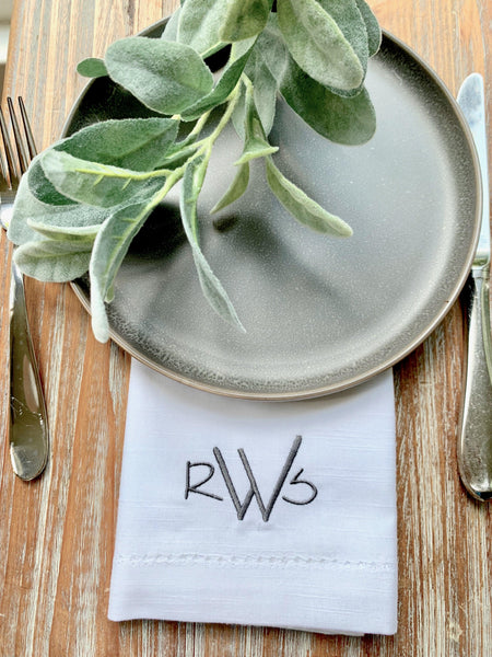 Slim Print Monogrammed Embroidered Cloth Napkins - White Tulip Embroidery