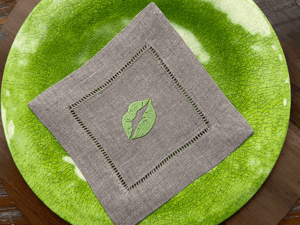 St. Patrick's Day Kiss Me Cloth Cocktail Napkins, Set of 4, Lips Cocktail Napkins - White Tulip Embroidery