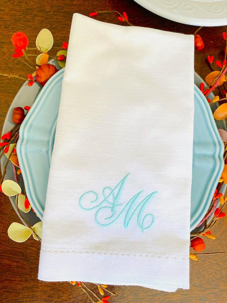 Two Initial Script Monogrammed Cloth Napkins - Set of 4 Duogram Napkins - White Tulip Embroidery