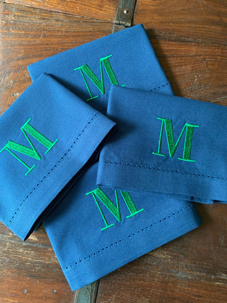 Type Font Monogrammed Cloth Dinner Napkins - Set of 4 napkins - White Tulip Embroidery