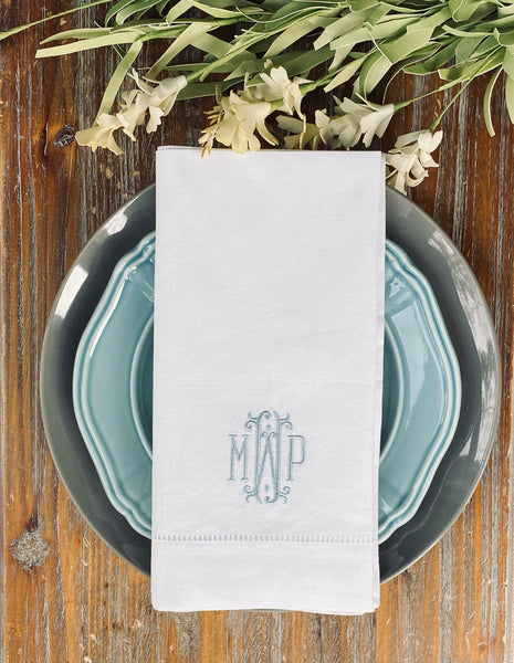 Venice Monogrammed Cloth Dinner Napkins - Set of 4 napkins - White Tulip Embroidery