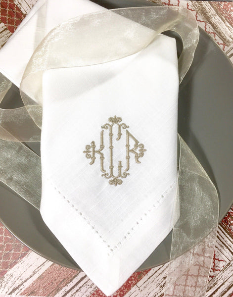 Wicker Monogrammed Cloth Dinner Napkins - Set of 4 napkins - White Tulip Embroidery