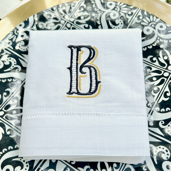 Verona Monogrammed Embroidered Cloth Napkins – White Tulip Embroidery